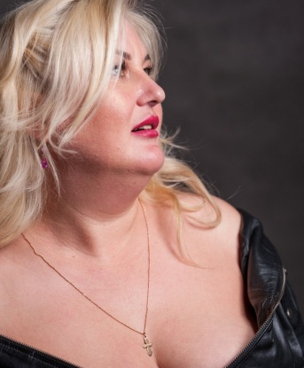 Анкета проститутки Эвелина - город Донгарон, 43 года, №2777